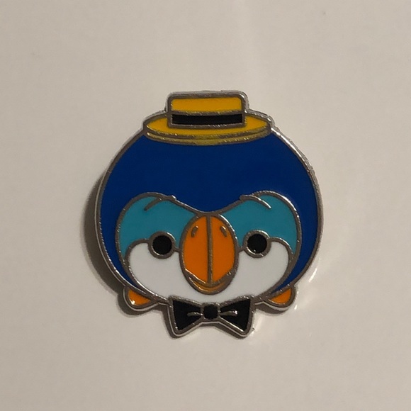 Disney Jewelry - 💜 Disney Pins